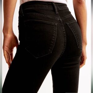 A&F Super Skinny Ultra High Rise Jeans in 27/4L